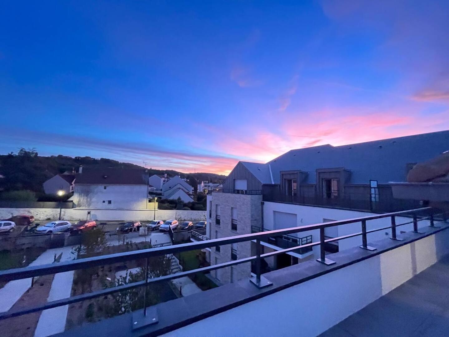 Le Petit Roof Top Villebon-sur-Yvette Esterno foto